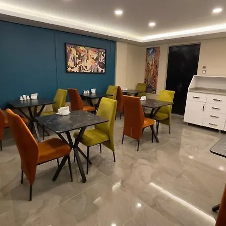 Отель Reyyan 3*